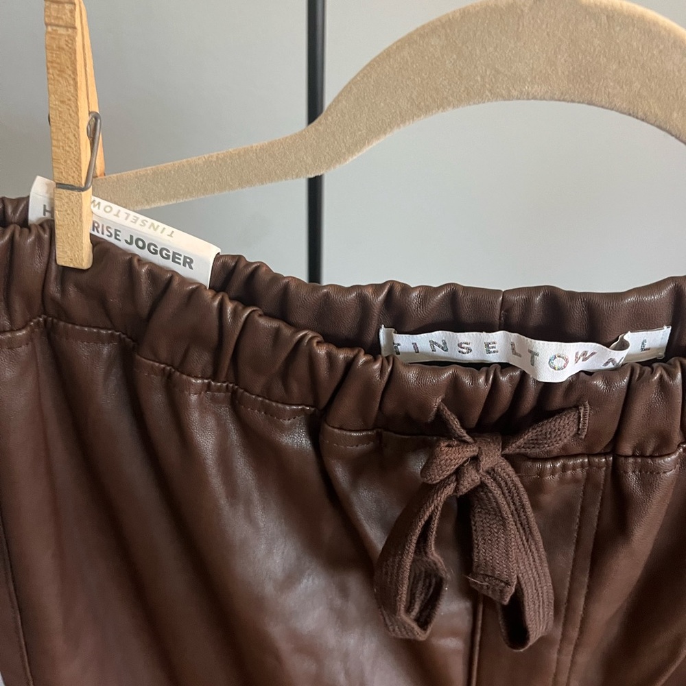 Woman’s Brown Leather Joggers - Picture 4 of 4